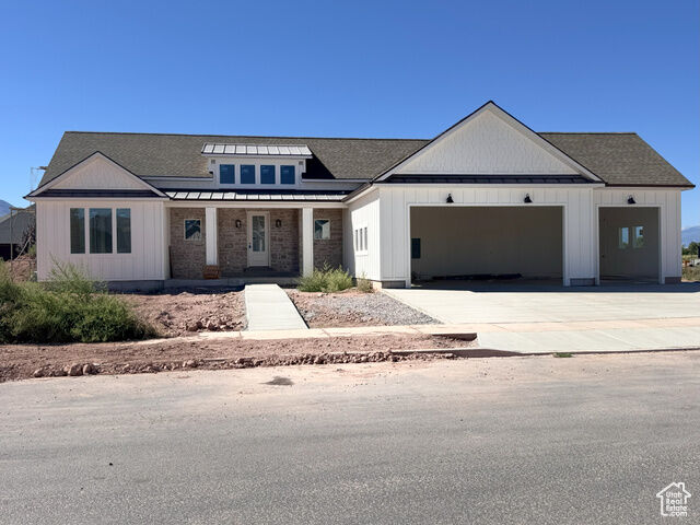 Property Photo:  947 W Sawgrass Rd  UT 84701 