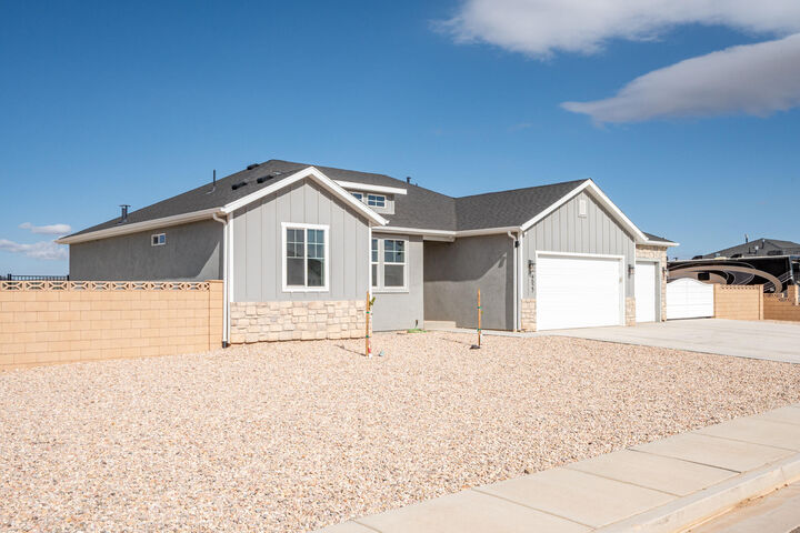 Property Photo: 4527 N 2600 W UT 84721