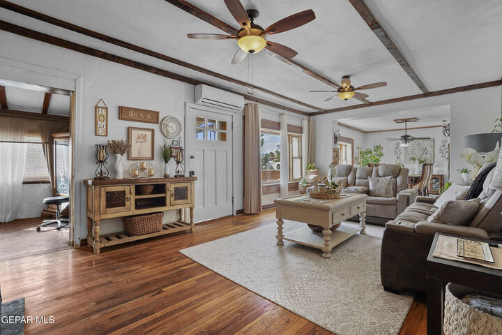 Property Photo: 146 Croom Road TX 79915