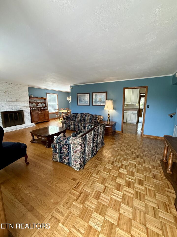 Property Photo:  4121 Gaines Rd  TN 37918 