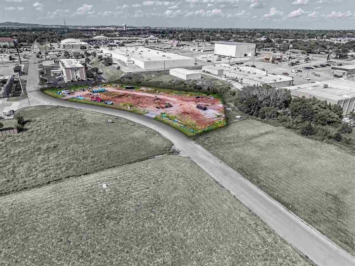 Property Photo: 1201 NW 40th St OK 73505