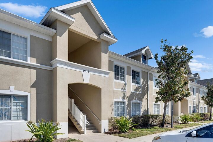 Property Photo: 9516 Amberdale Court 202 FL 33578