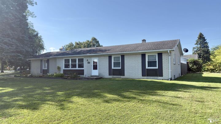 Property Photo:  1338 Calgary Drive  MI 48162-2858 
