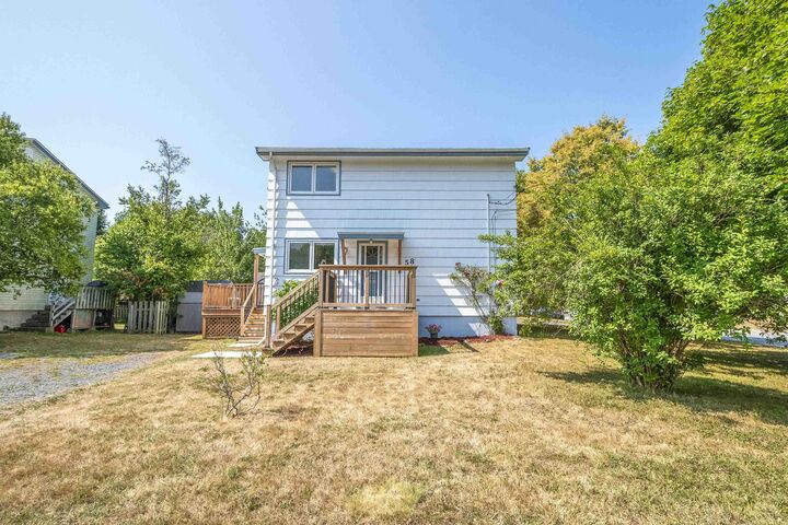 Property Photo:  58 Kingfisher Crescent  NS B3M 3B3 