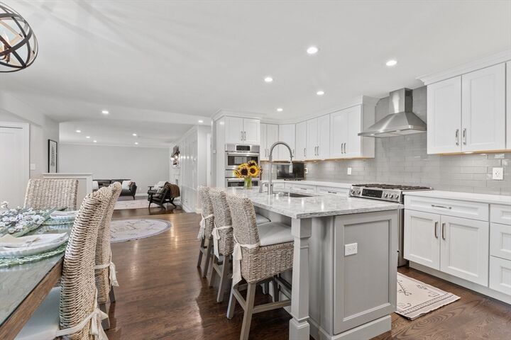 Property Photo:  4 Wildmeadow Rd  MA 01921 