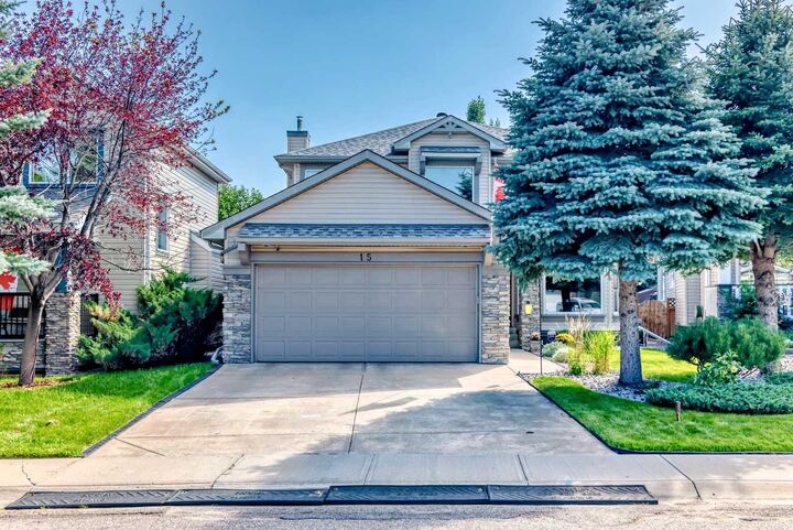 Property Photo:  15 Chaparral Link SE  AB T2X 3K7 