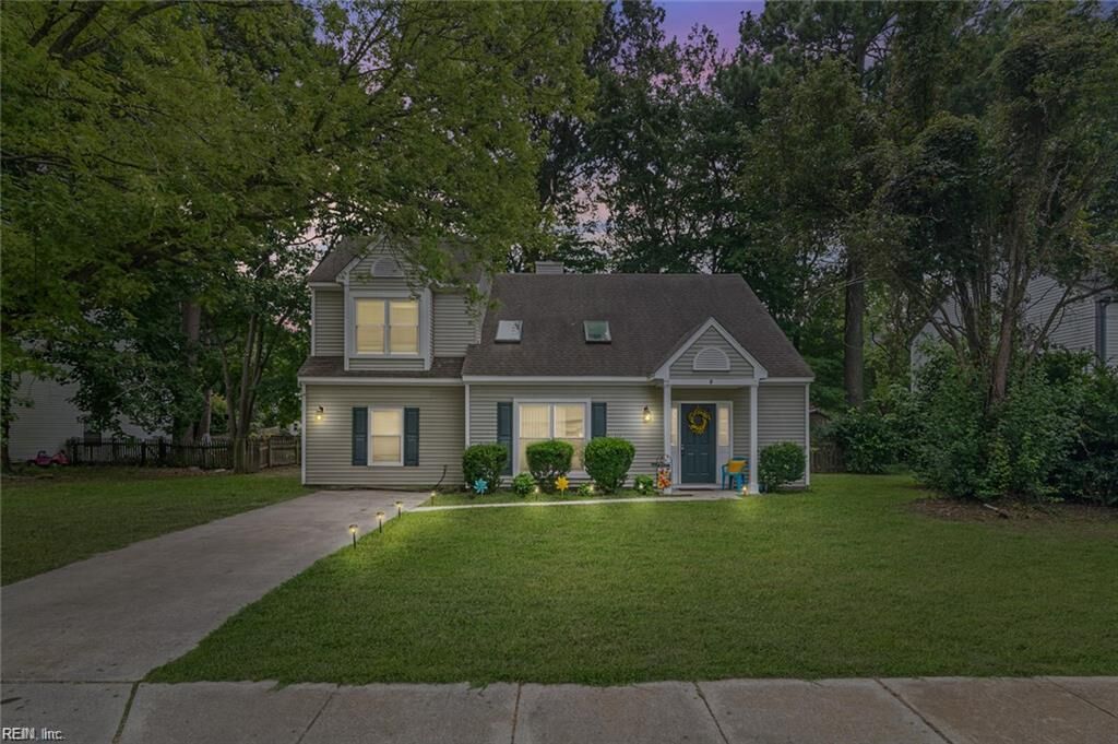 Property Photo: 8 Alton Ct VA 23669