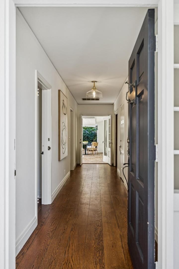Property Photo:  2460 South Court  CA 94301 