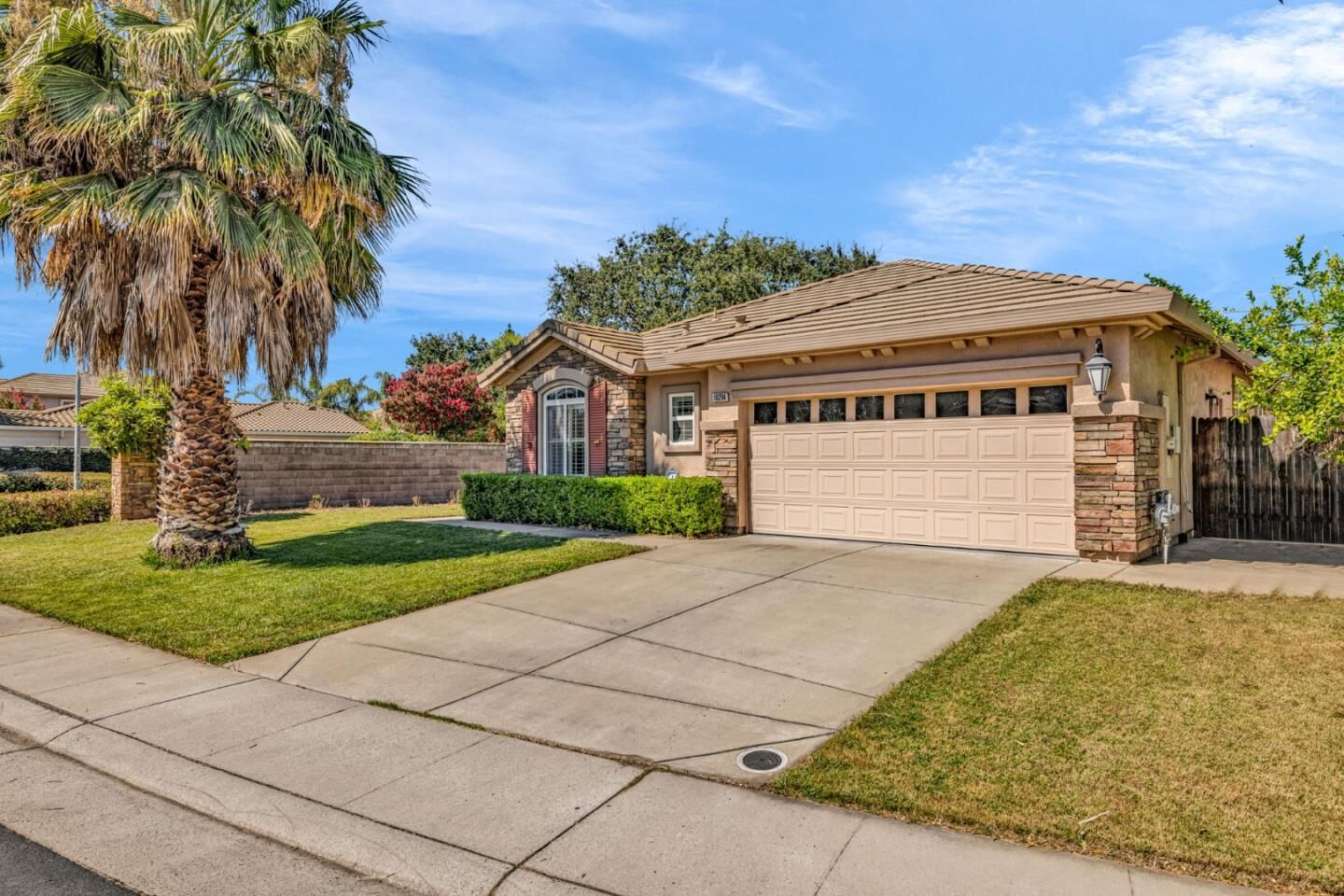 Property Photo:  10294 Stoecker Way  CA 95757 