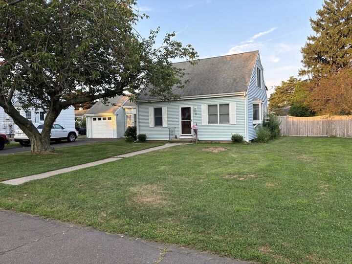 Property Photo:  82 Laurel Street  CT 06615 