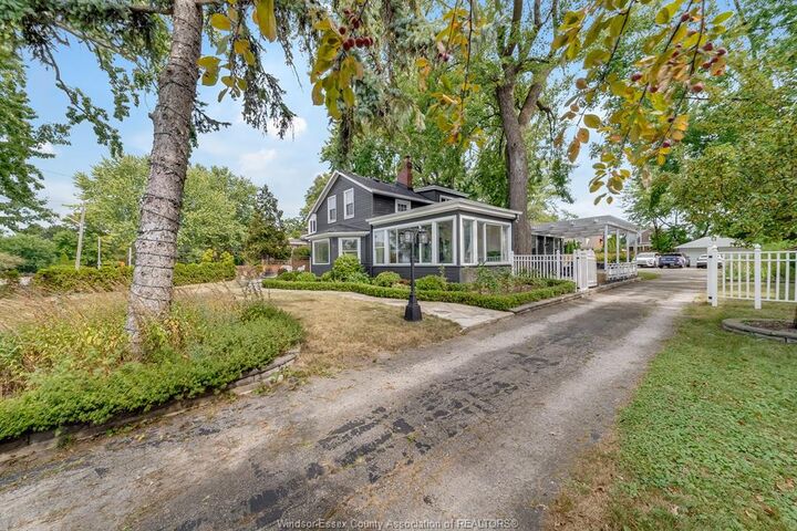 Property Photo: 4371 Riverside Drive East ON N8Y 1B7