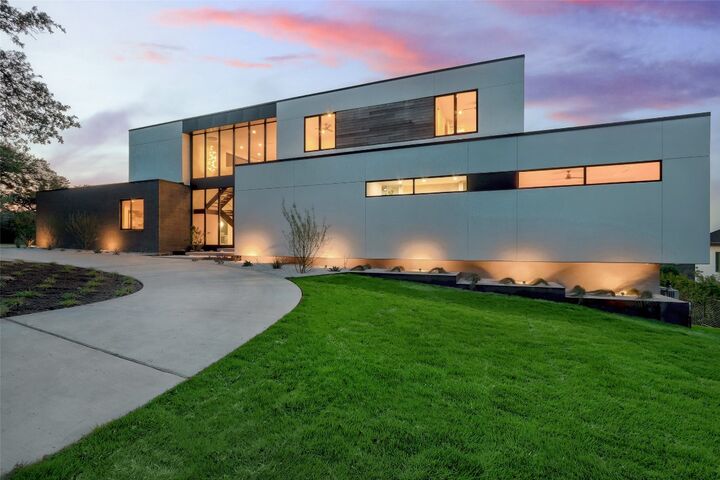 2404 Camino Alto Road  Austin TX 78746 photo