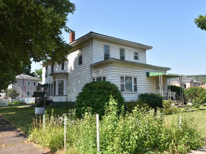 Property Photo: 232 Willow Street PA 16335