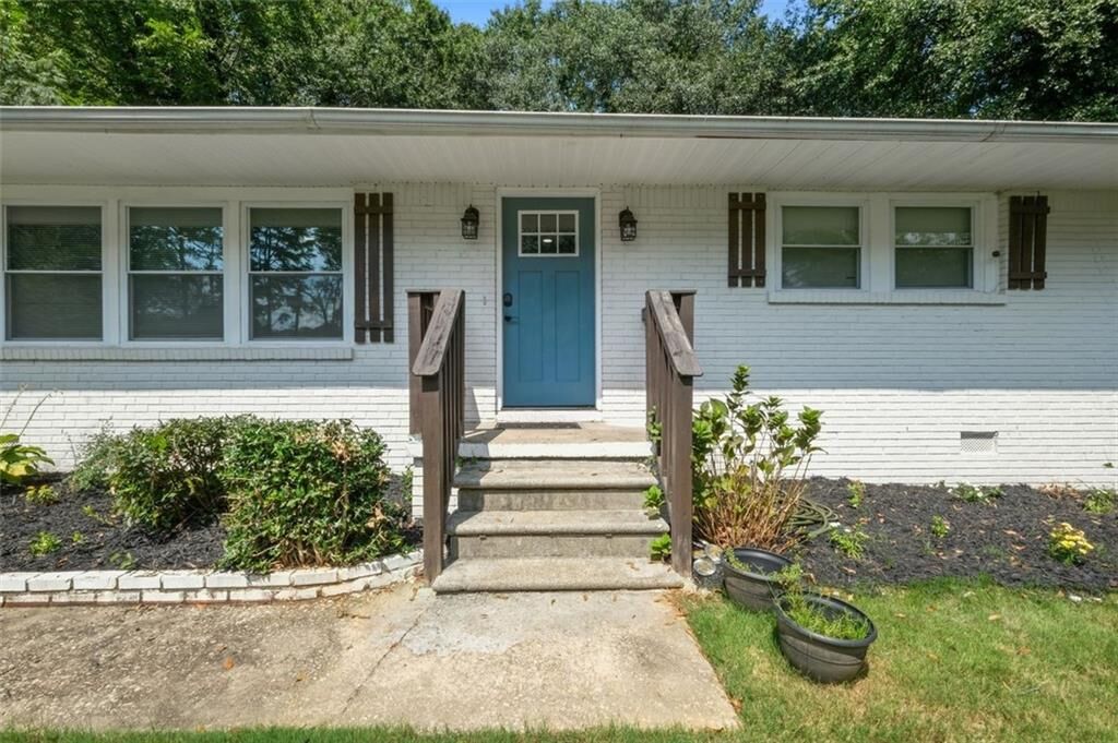 Property Photo: 749 Casplan Street SW GA 30310