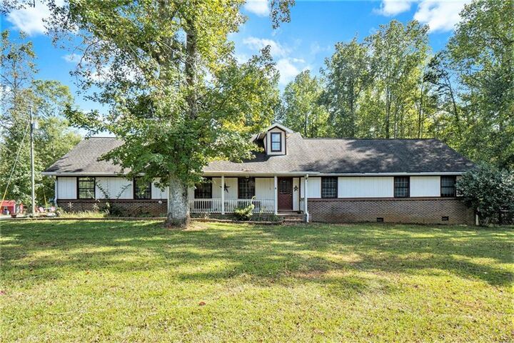 Property Photo: 1736 Pleasant Grove Road GA 30179