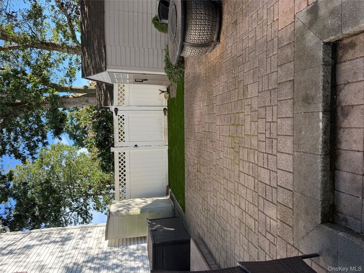 Property Photo:  10 Lloyd Street  NY 11934 