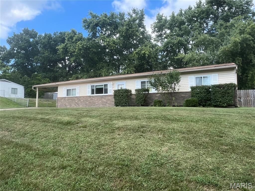 Property Photo: 247 Ries Road MO 63021