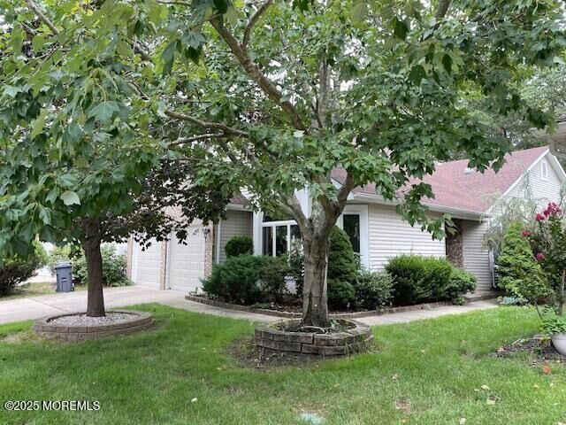 Property Photo: 1580 Scholar Place NJ 08755