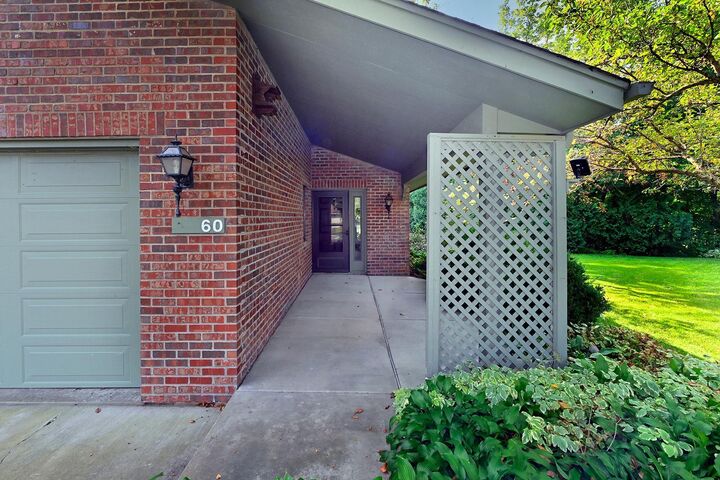 Property Photo:  60 Inland Lane N  MN 55447 