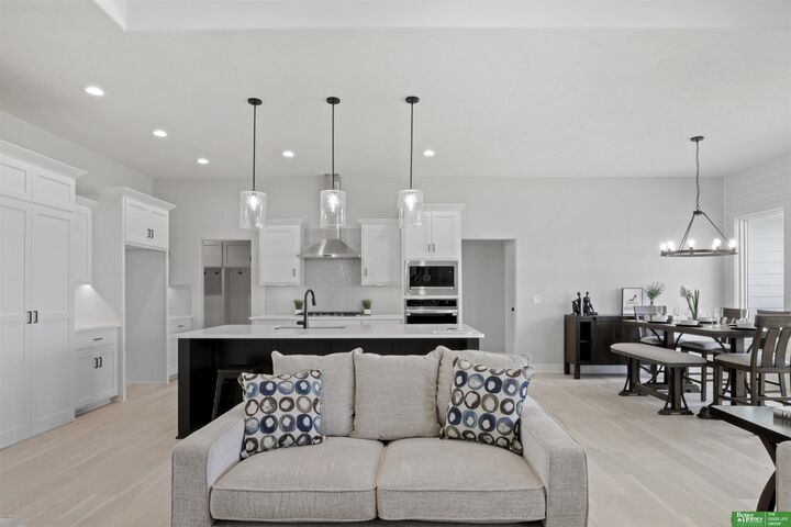 Property Photo:  5426 N 213th Street  NE 68022 