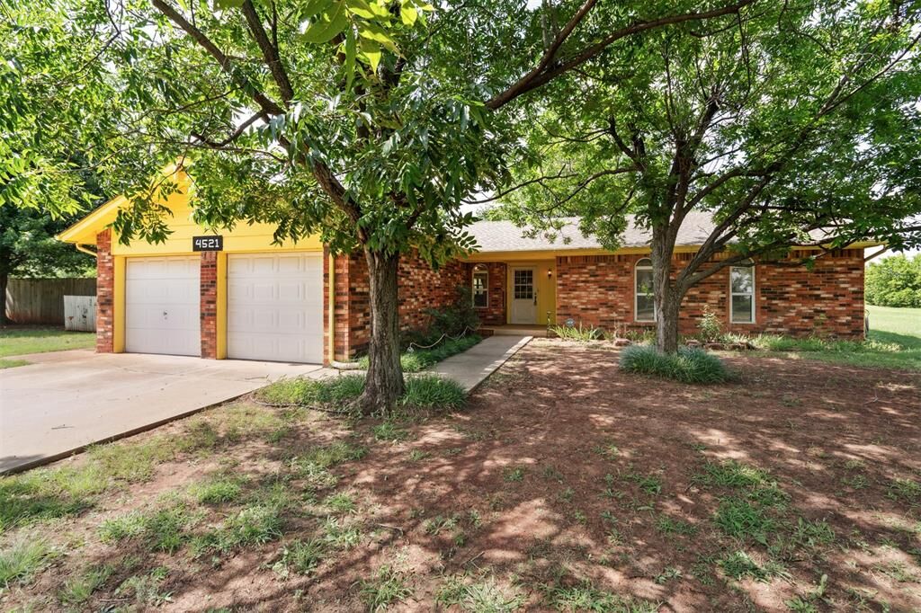 Property Photo: 4521 NE Koerner Road OK 73078