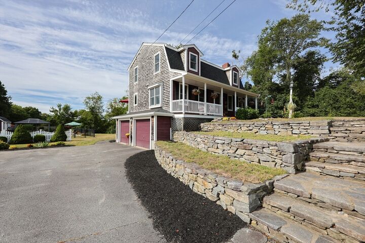 Property Photo:  10 Old Summit Street  MA 02338 