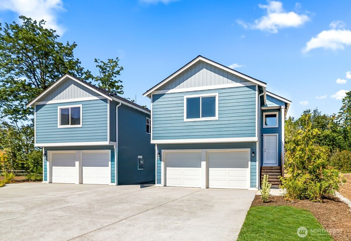 Property Photo: 1416 Alder Lane B WA 98251