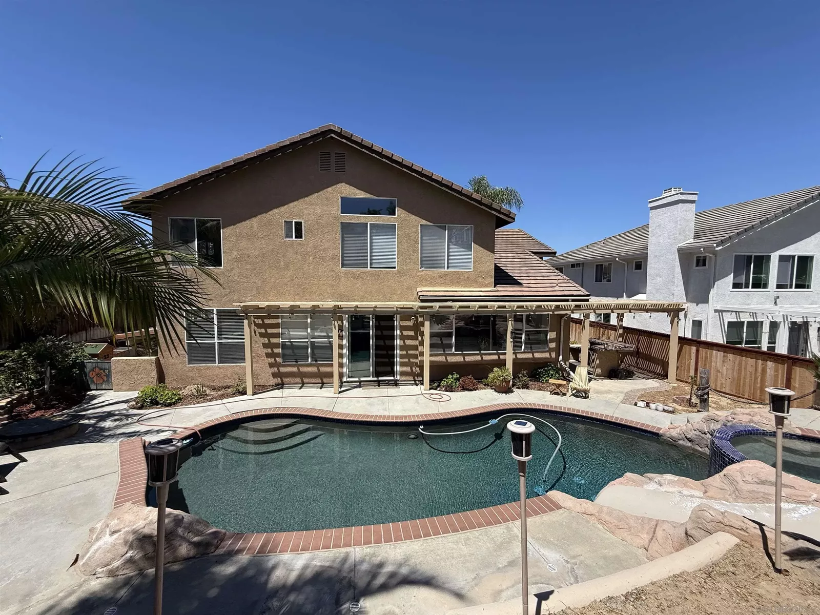 Property Photo: 5006 Palmera Dr CA 92056