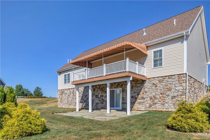 Property Photo: 112 Savannah Dr PA 16037