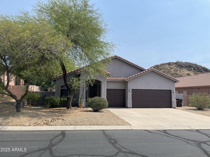 Property Photo:  4943 S Las Mananitas Trail  AZ 85118 