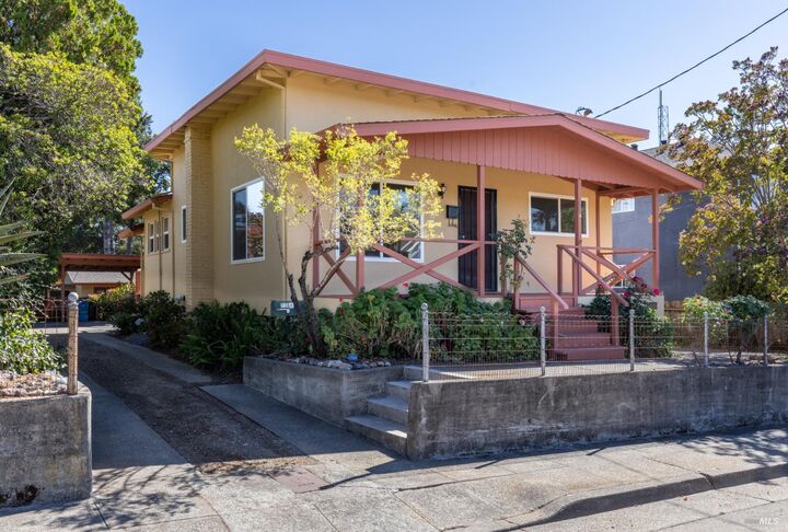 Property Photo:  114 Powell Avenue  CA 95448 