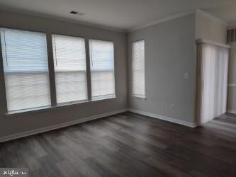 Property Photo: 2801 Forest Run Drive 1-302 MD 20747