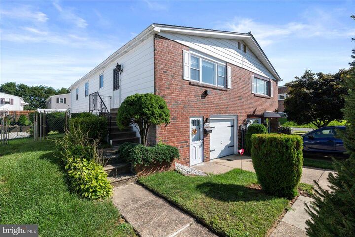 15139 Milford Street  Philadelphia PA 19116 photo
