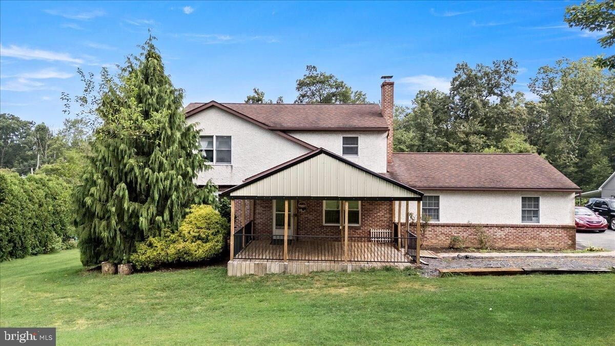 Property Photo: 145 Fredericksville Road PA 19539