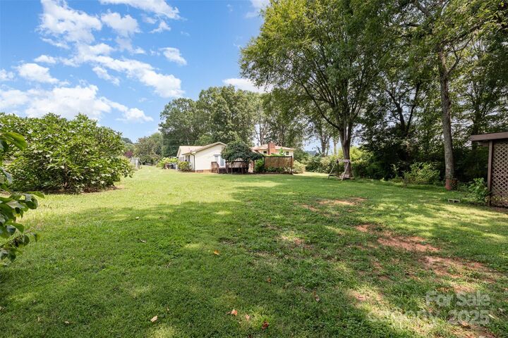 Property Photo:  9825 Hagers Road  NC 28078 