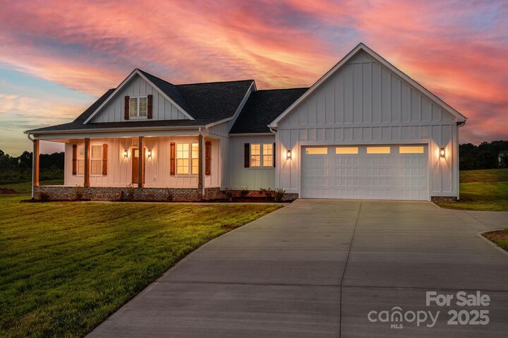 Property Photo: 5384 Reepsville Road NC 28168