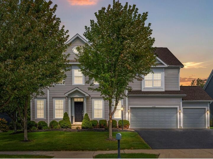 Property Photo:  2462 Triple Crown Crossing  OH 43065 