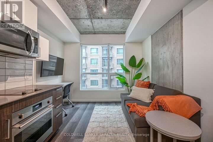 Property Photo:  211 Besserer Street B607  ON K1N 6A9 