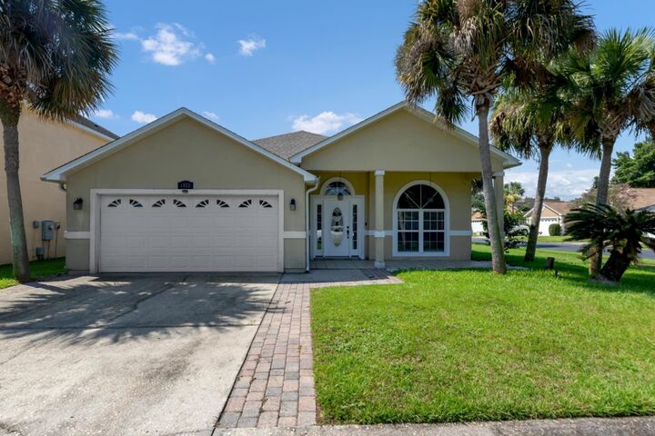Property Photo: 1953 Kadima Circle Circle FL 32547
