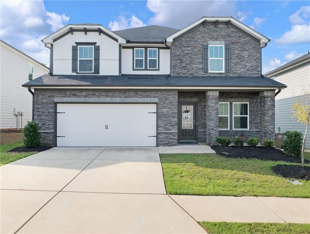 Property Photo: 5876 Hackberry Lane GA 30517