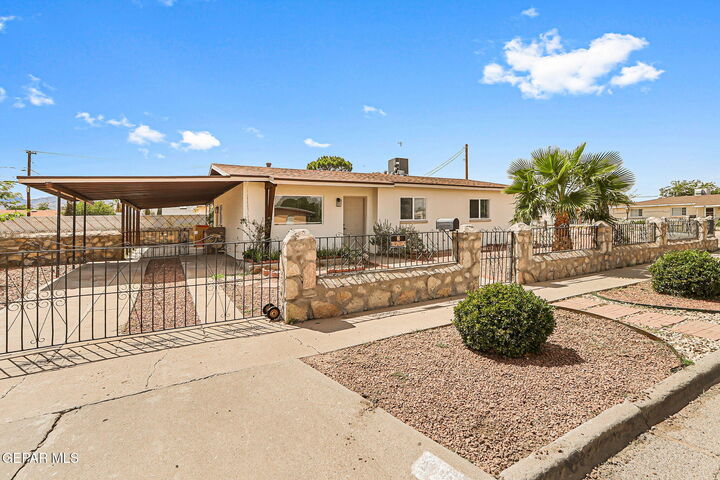 5104 Mount Abbott Drive  El Paso TX 79904 photo