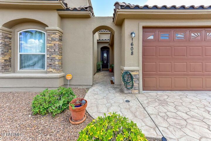 Property Photo: 1608 Rock Dove Lane TX 79911
