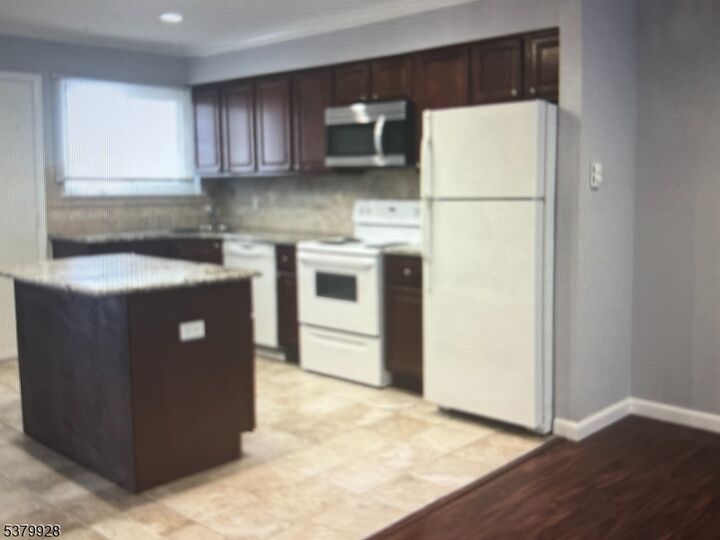 Property Photo: 95 Park St 10 NJ 07042