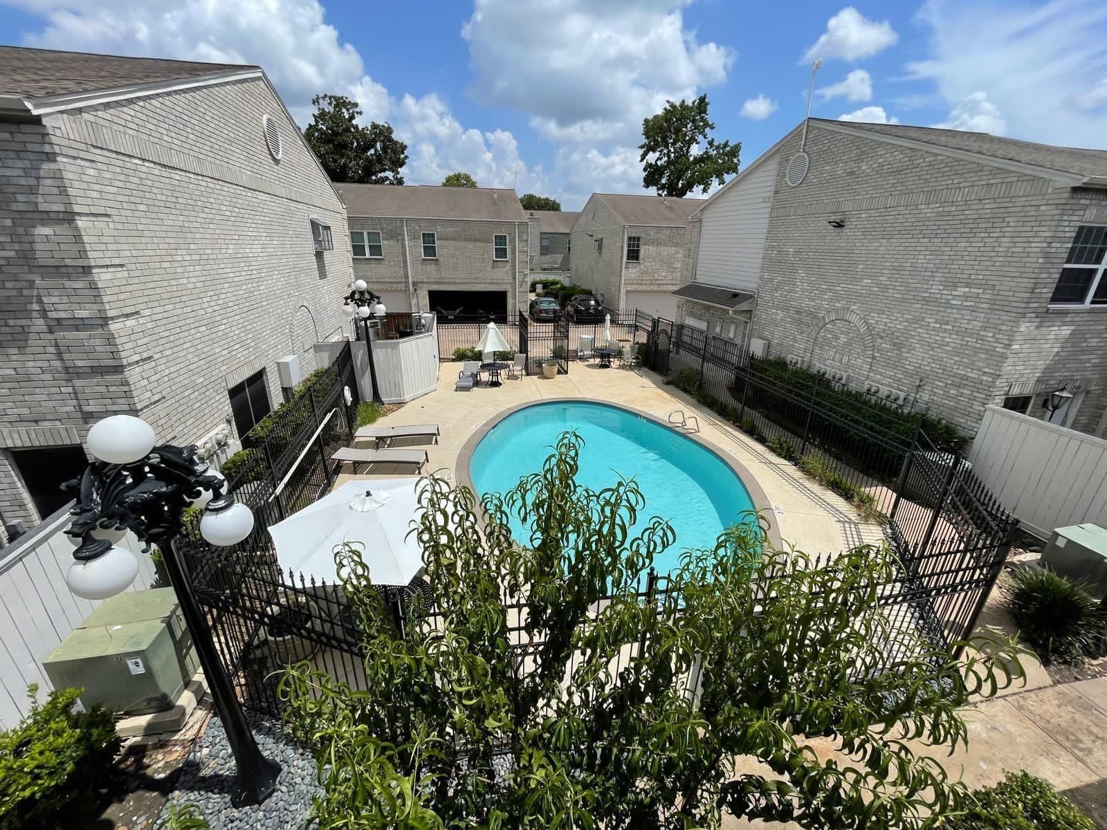 Property Photo:  3800 Tanglewilde Street 602  TX 77063 