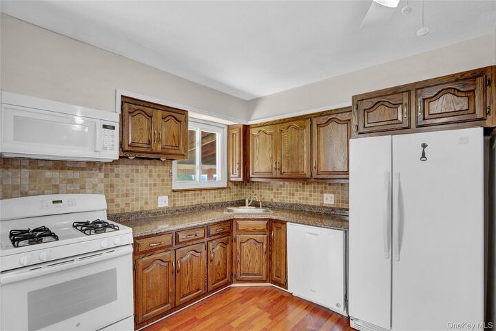 Property Photo:  14 5th Avenue  NY 11735 