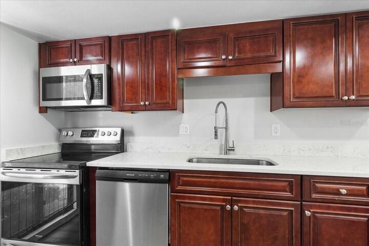 Property Photo:  30 Moree Loop 39  FL 32708 