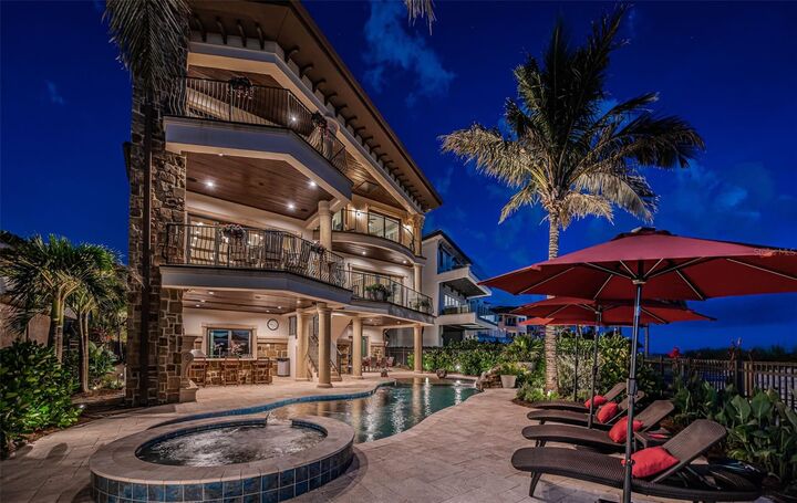 Property Photo:  17824 Lee Avenue  FL 33708 