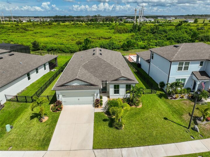 Property Photo: 11360 Gallatin Trail FL 34219