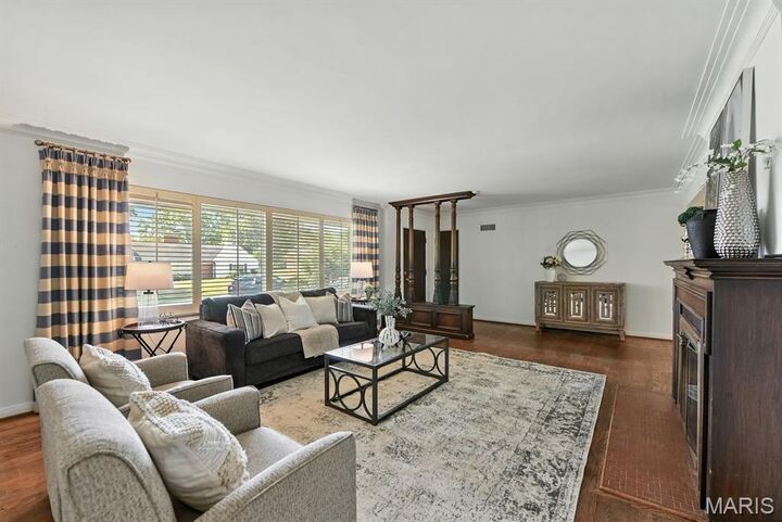 Property Photo:  22 Tealwood Drive  MO 63141 