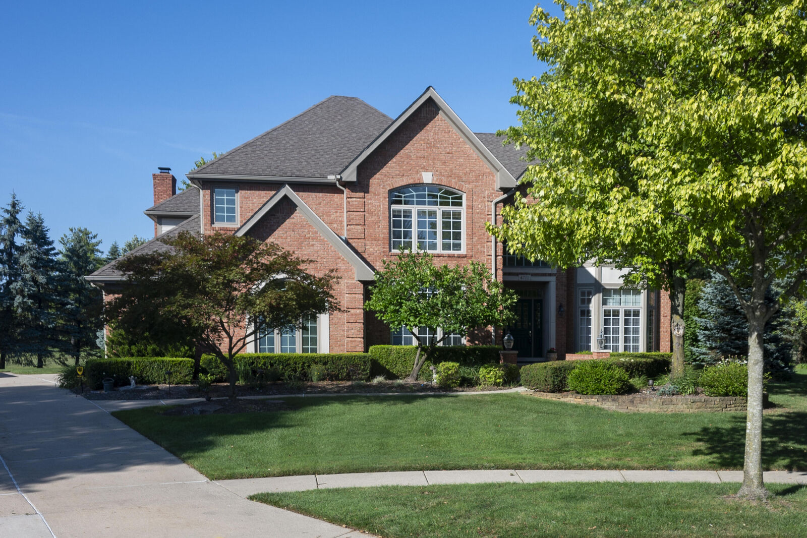 Property Photo: 4712 Rambling Court MI 48098